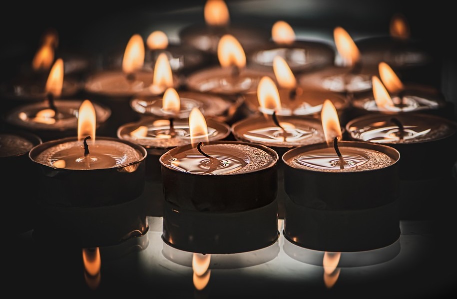 tealights-prayer-tea-candles