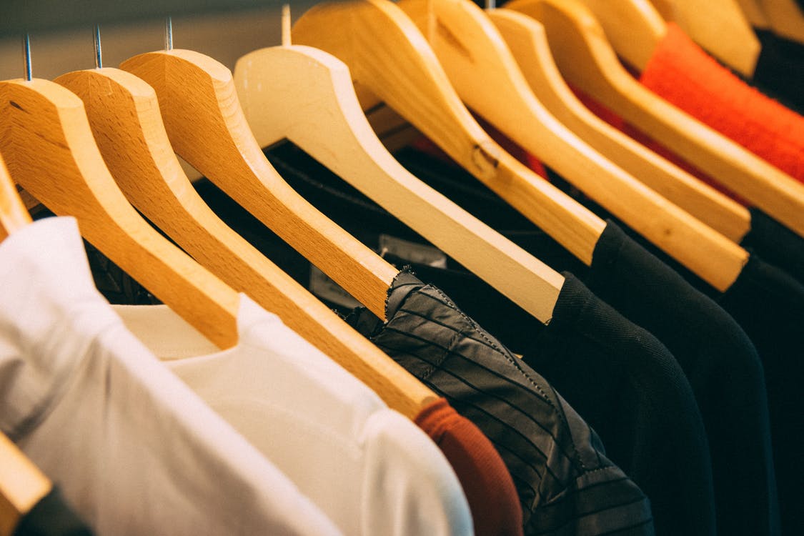How To Choose A Label Manufacturer As A Clothier